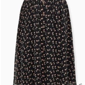 Torrid size 5 floral chiffon midi skirt